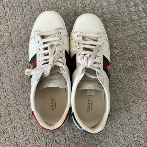 Gucci White Sneakers with Red and Green Stripes - Picture 2 of 7